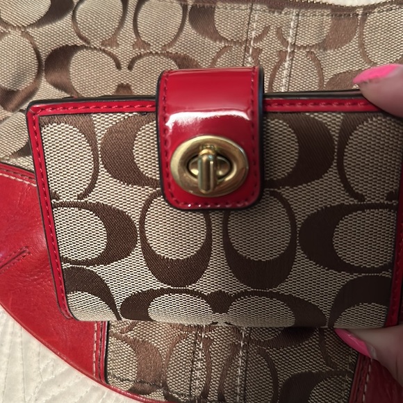 Coach Signature 2pc Set Tan and Red Wallet and Shoulder Bag - Picture 6 of 14